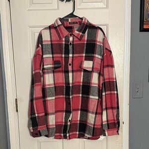SHEIN Red and Black Plaid Shirt Jacket w/false front chest pockets